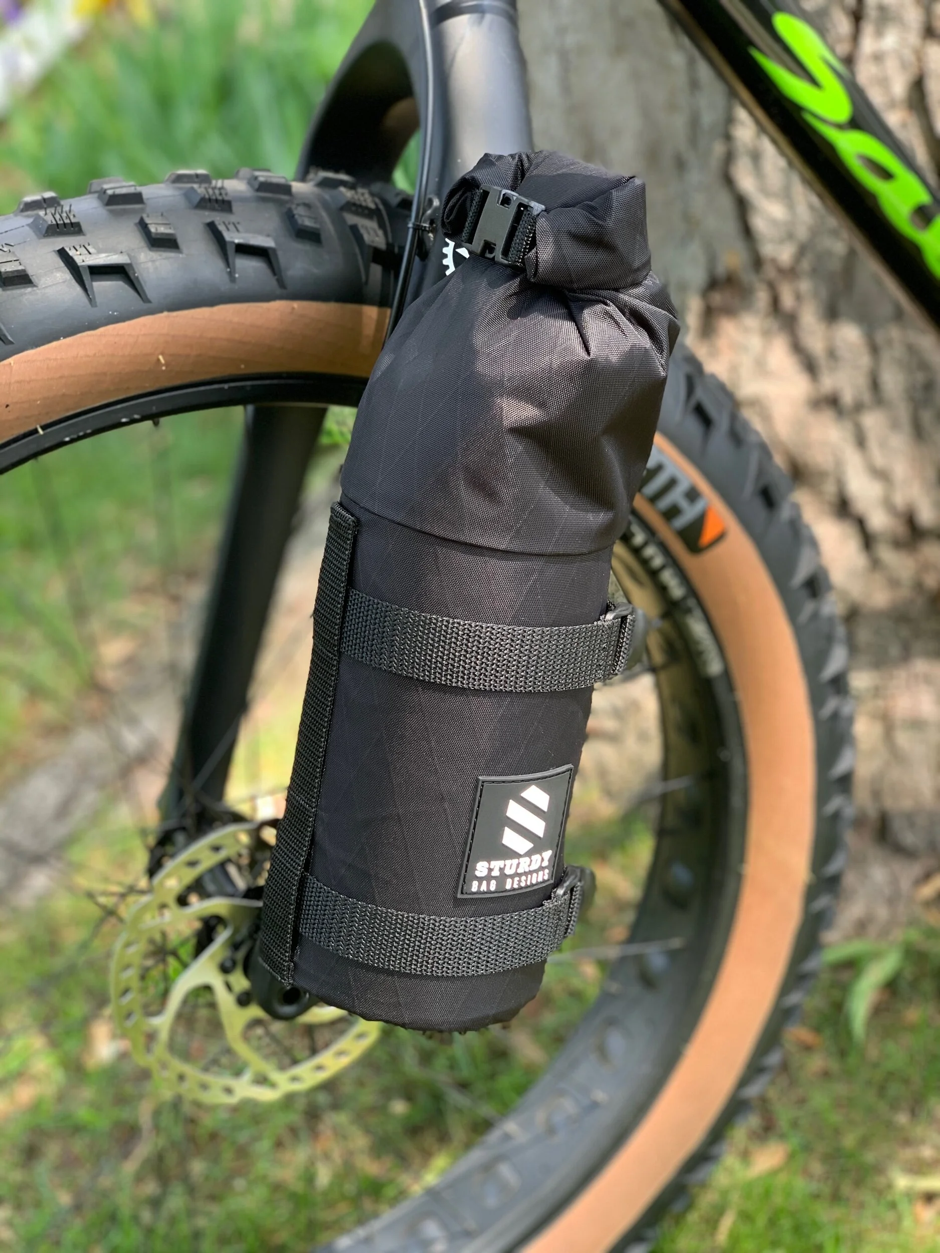 EF007559-C885-42DB-997A-836063B47D03