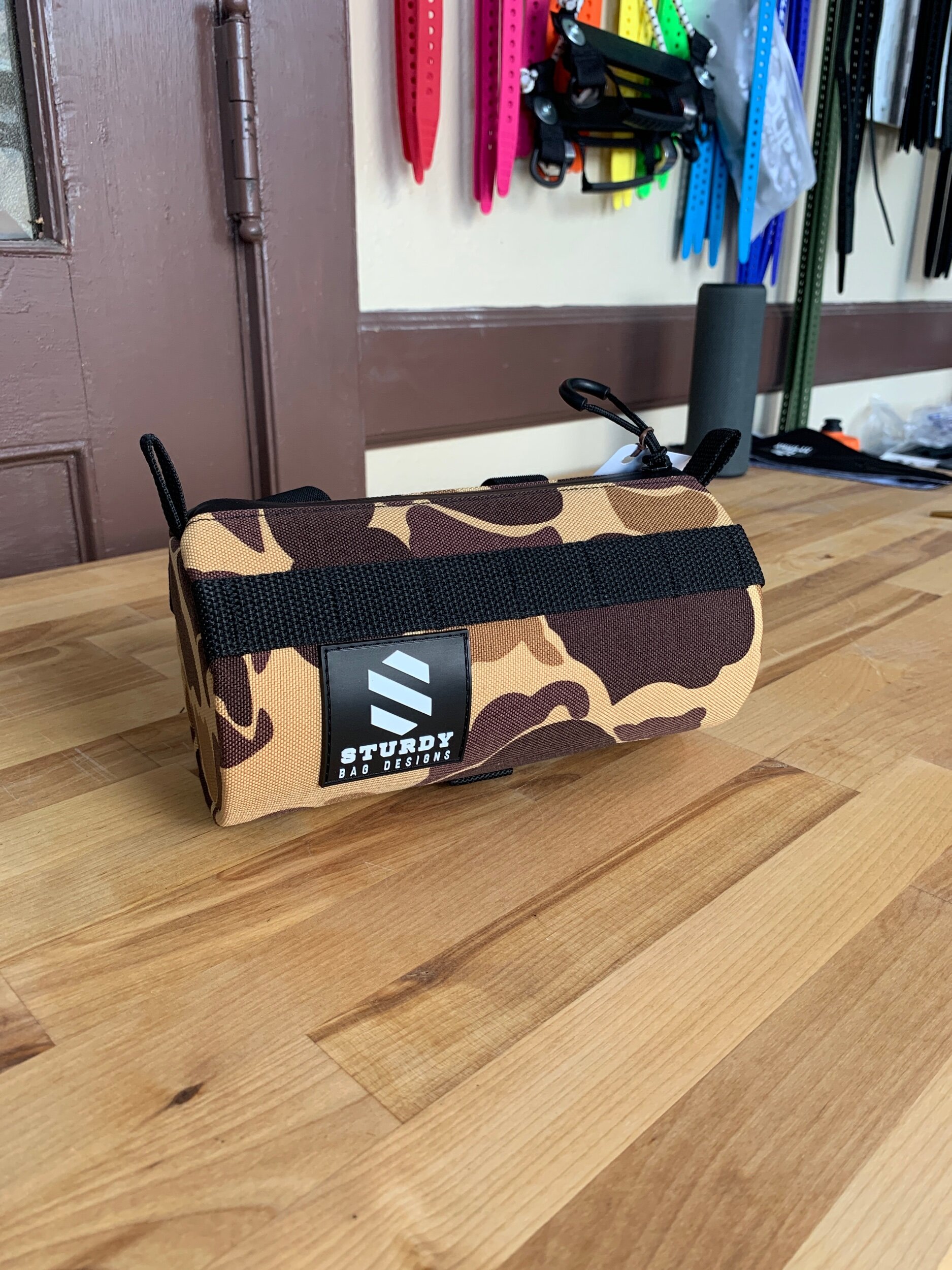 ECA3BFA2-5F70-4AA7-B0FE-3B241CD04ADD