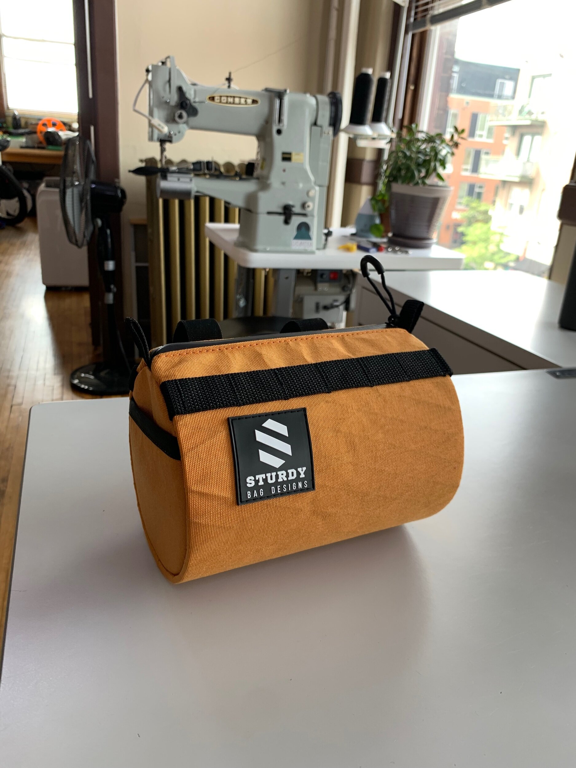 56E237C5-C1B0-401C-A680-8F269B9E9C7B