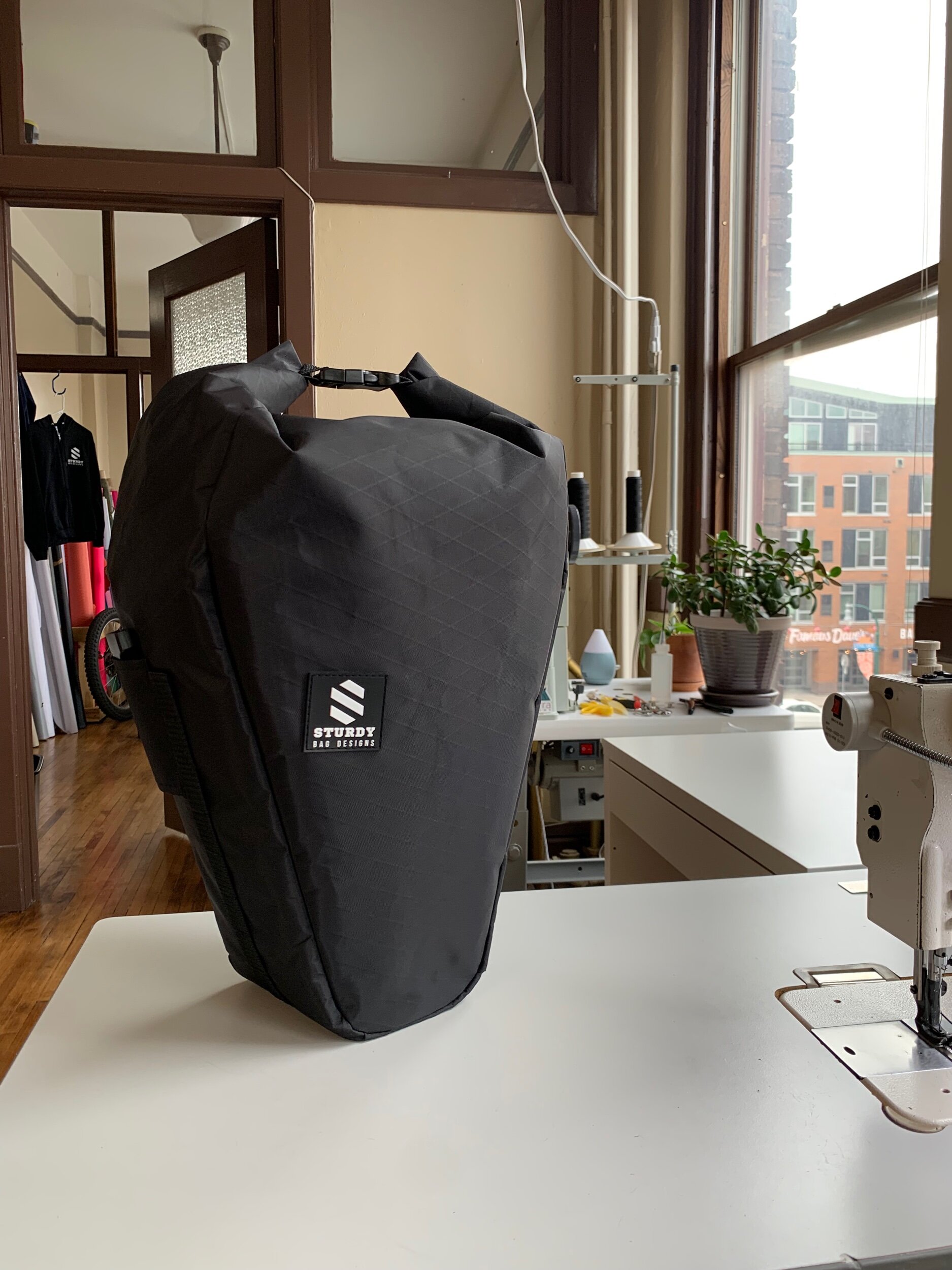 A41DEDBA-BA30-40ED-AE36-23C613D60761