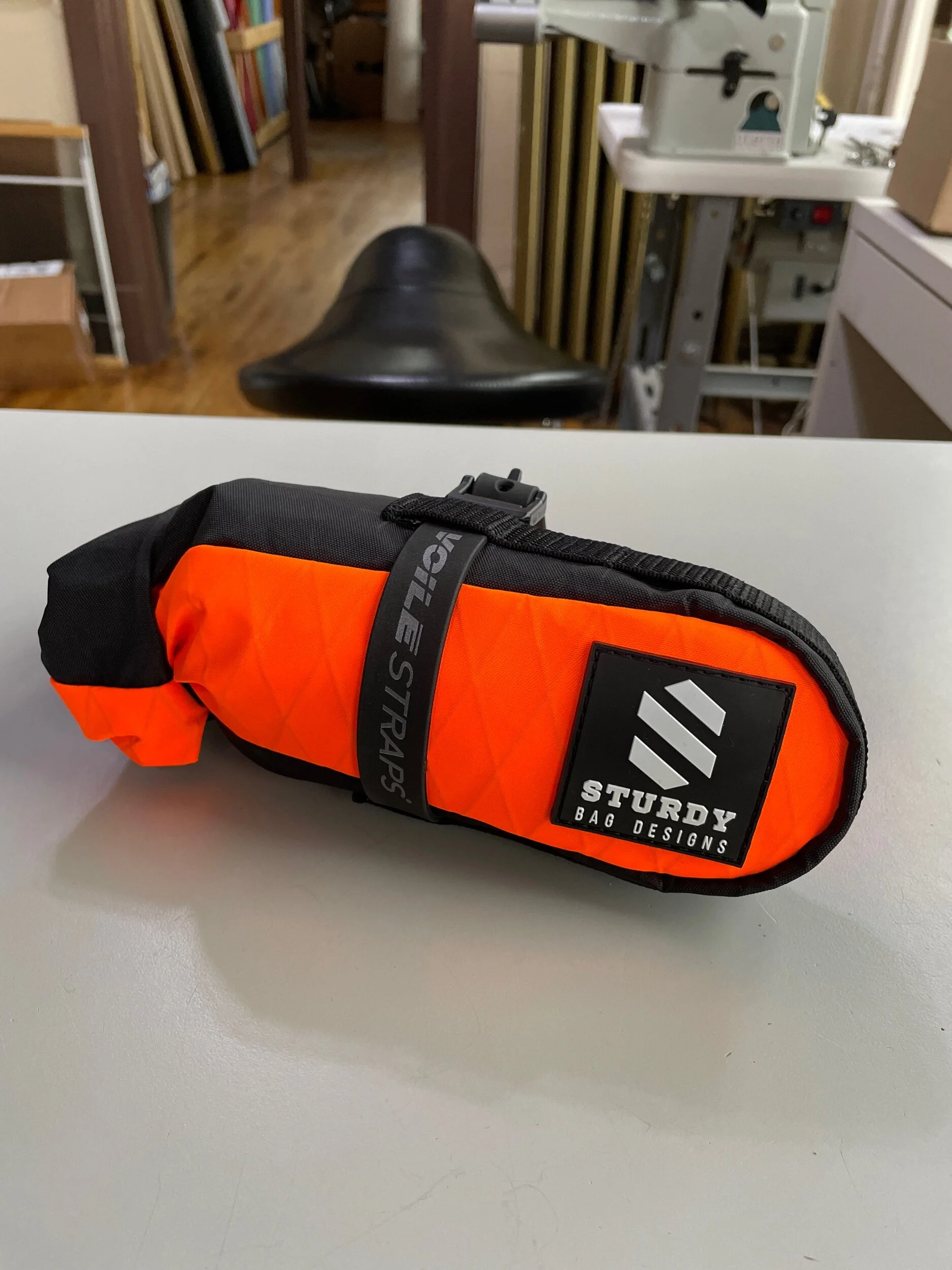 D97DD7DB-F102-4E80-87F3-A259DBA3D59D