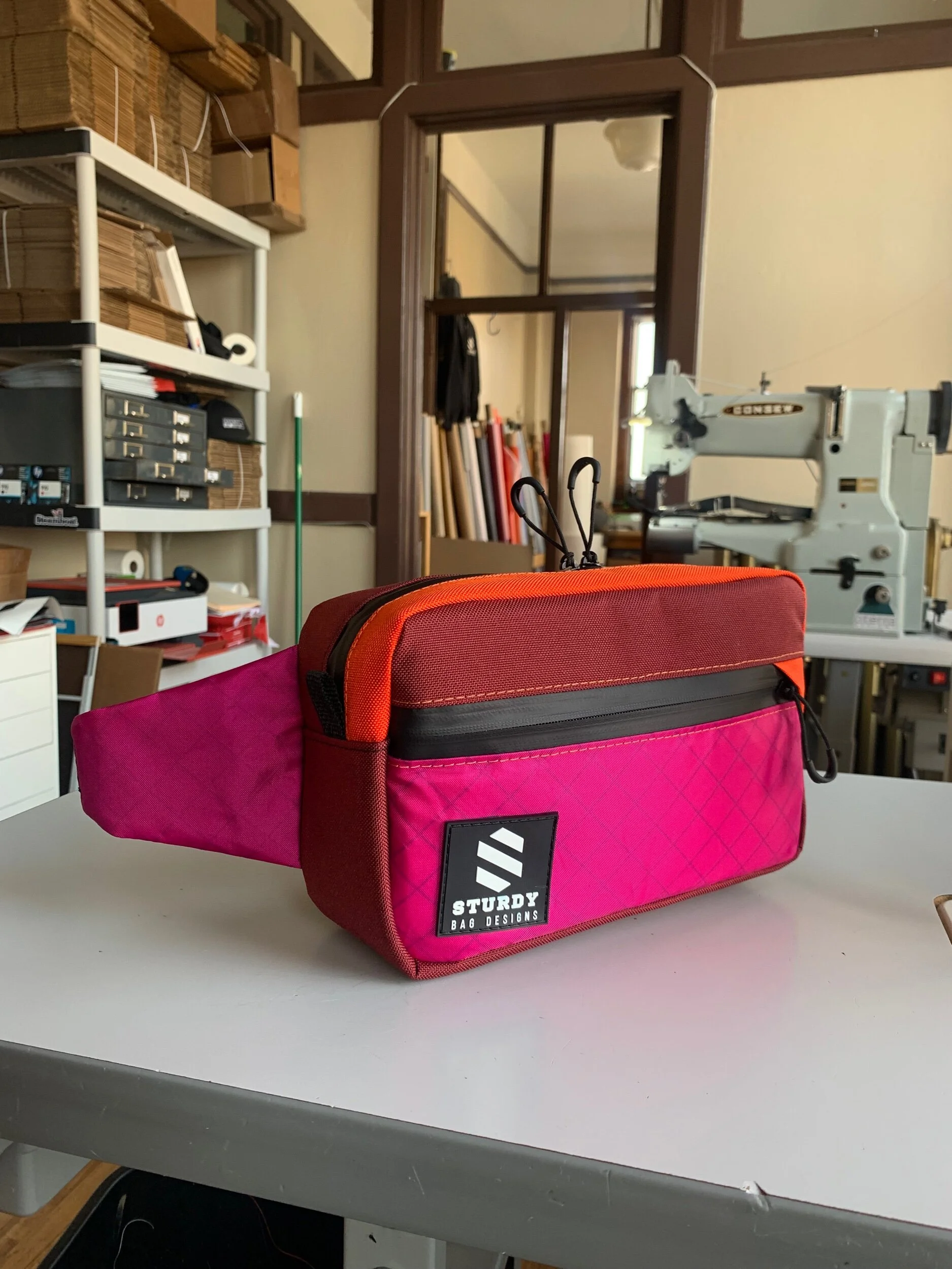 FEDFA334-1940-4B5C-91DF-015D15DCAE49