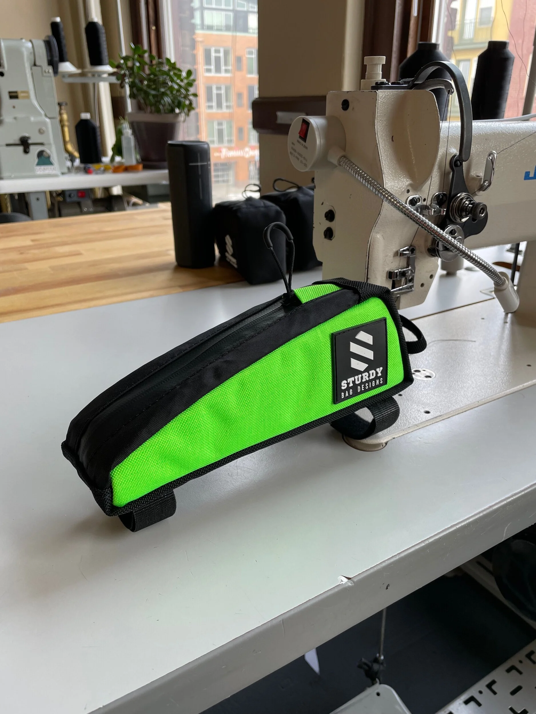 82252B66-1FAC-4882-9442-C0110ABC39A4