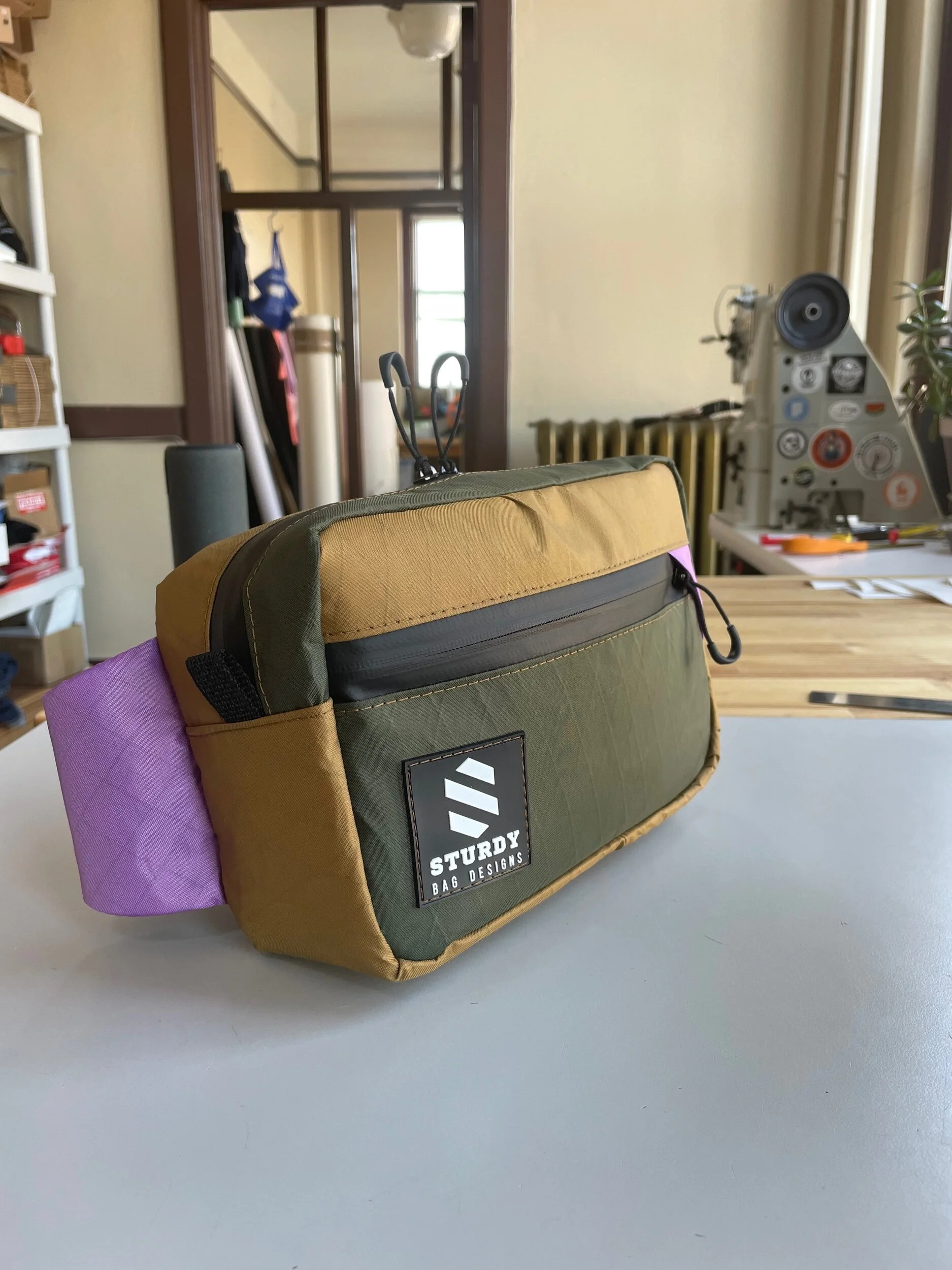 E6196609-CA2A-4EBA-99ED-A35C049A11AC