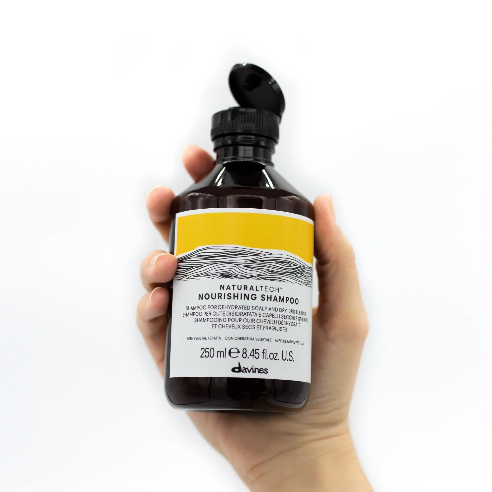 NT SHAMPOO HAND.jpeg