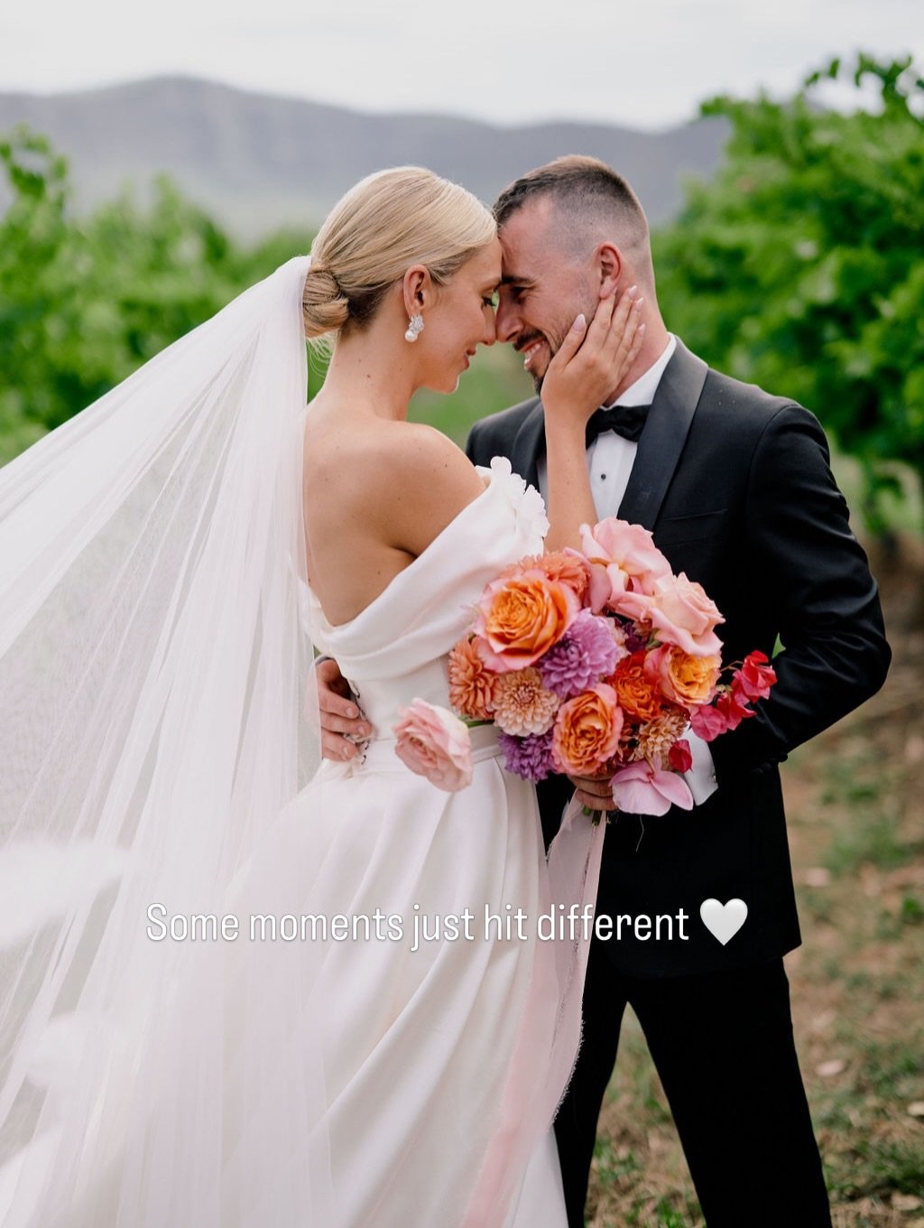 You can feel it🔥
Tiah &amp; Josh 🤍completely wrapped up in each other, with the Hunter Valley doing its thing in the background. The kind of wedding day that felt easy, happy and full of those little moments you wish you could bottle❤️❤️🔥🔥

Cerem