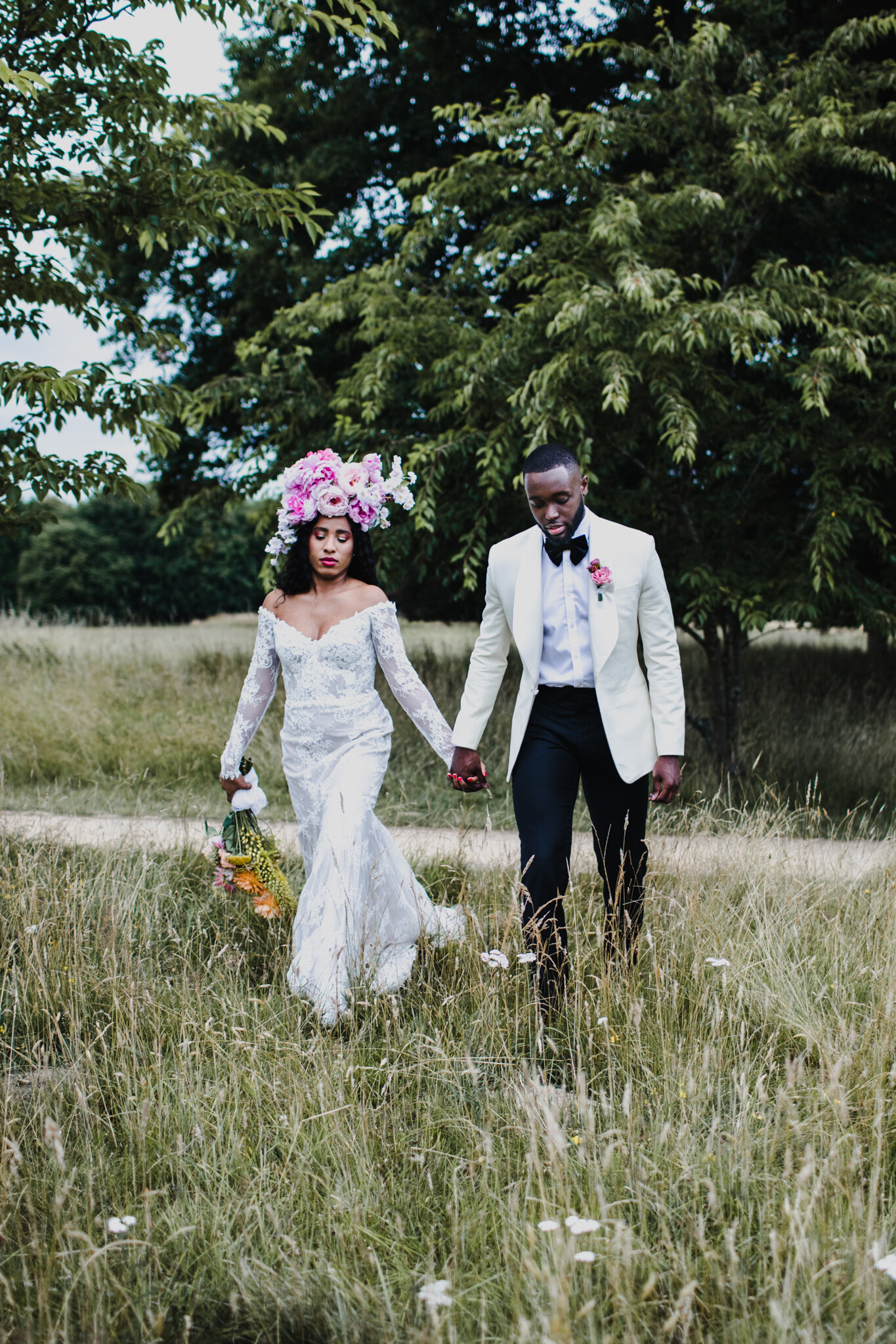 Chic Chiddingstone Castle Wedding in Kent-7.jpg