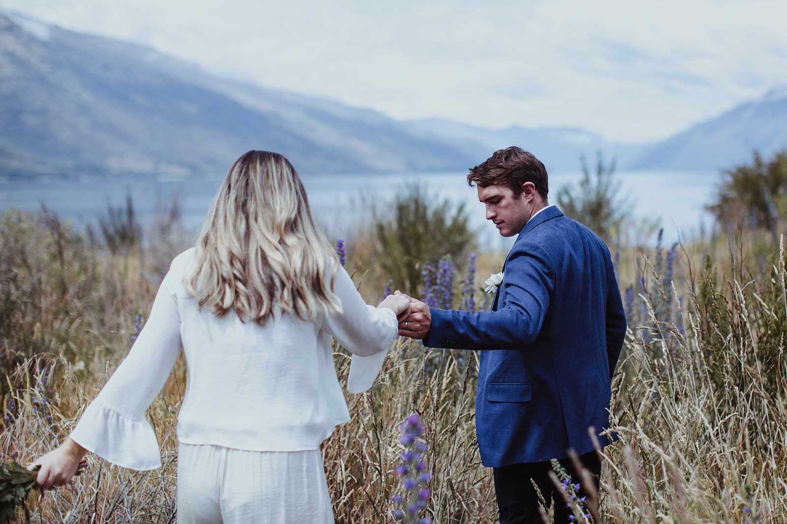  A bride and a groom at their elopement in Queenstown