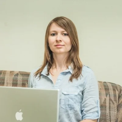 EssPolish_author_AnnaSpysz.jpg