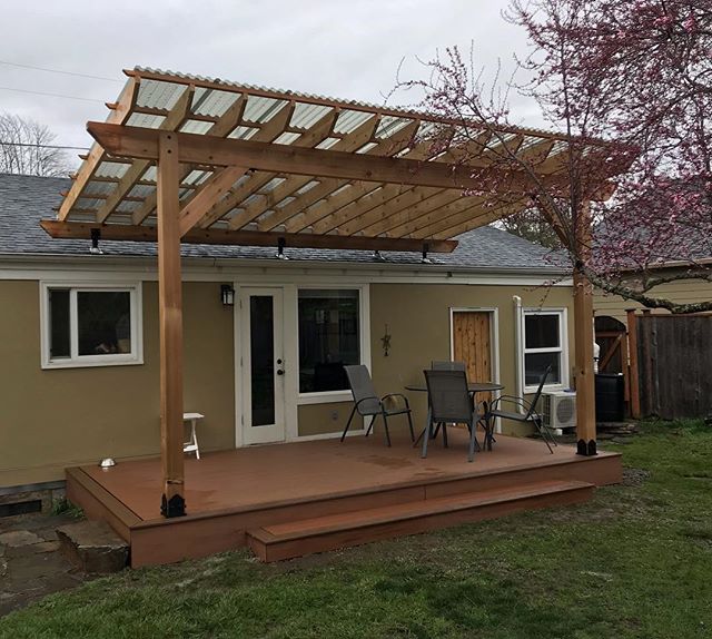 It has been a busy spring. Here is another awning that we recently finished. #cedar #awning #workhorsebuilt