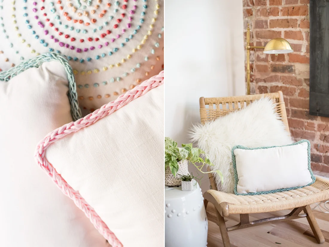KnitATherapy-FlaxTwine-Pillows-1_dbbcbc01-b037-4919-ba95-5acf44145aea.jpg