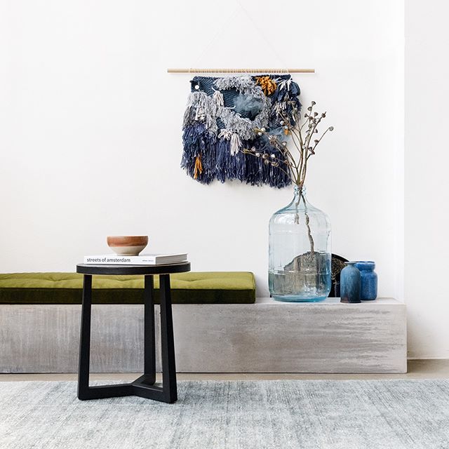 Who would have thought our dear friend Hila Eshel (@hilistudio), once a student in one of our KOEL weaving classes, is now an exceptional weaving artist and teacher of her own! After switching her haute cuisine for Hili Studio, Hila now devotes her time and attention to weaving and organising art workshops. Read more in KOEL Magazine Issue 8 and learn the pattern to the silky weave she did for us! 💙 Available at koel-magazine.com
.
.
.
→ shop KOEL print & digital issues, link in bio 
#yarnmagazine #craftmagazine #yarnprojects #yarnpatterns #making #handmadeisbestmade #fibreart #fibrelove# #patterns #yarnmaking #koelmagazine #interiordesign #moderninterior #yarncrafting #needlework #crochet #weaving #embroidery #knitting #macrame #punchneedling #latchhooking