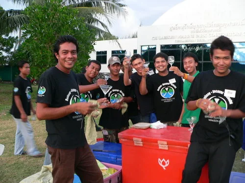 etc 2008 students get ready for a big feast.jpg