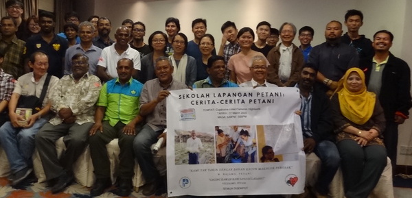 Conventional Cameronian farmers and students attended the first Farmer Field School of Cameron Highlands graduation ceremony, along with organic farmers, social and environmental groups.