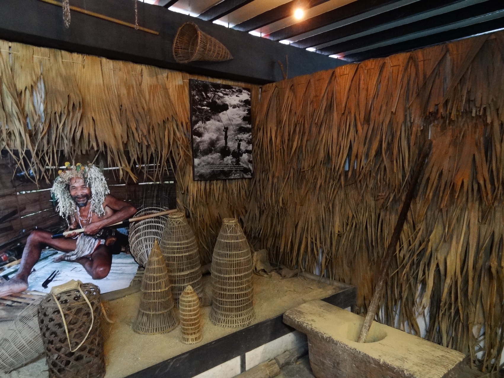 Discover how it was in Cameron Highlands. Time Tunnel's exhibits include aspects of the indigenous people who still exist in the jungle - the Orang Asli.