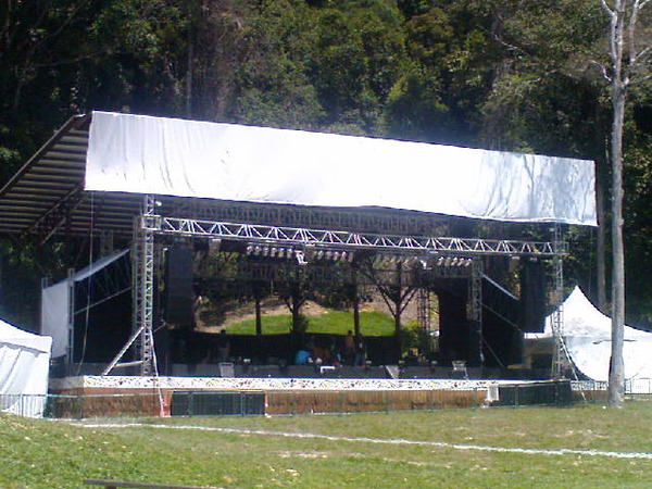 New stage for Rainforest lovers. Pix by Ariel of Virtual Malaysia.