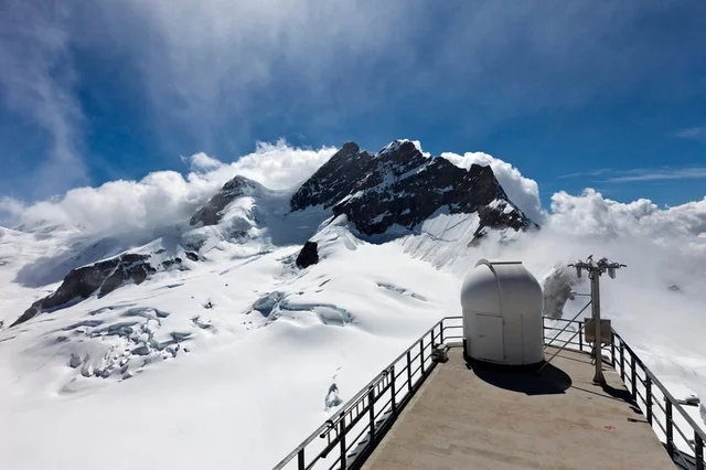 FLMST Jungfraujoch monitoring station in the Swiss Alps had detected some 10,000-20,000 tonnes of carbon tetrachloride being released into the atmosphere from Chinese sources. Photo by FLMST.