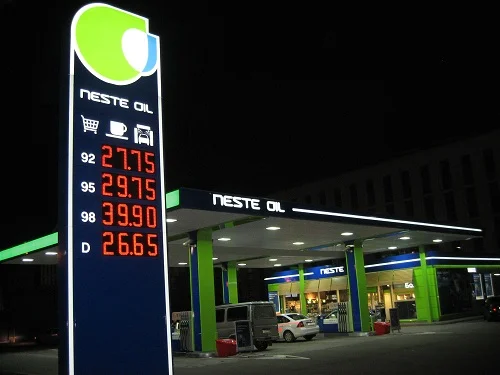 Neste is a conventional oul refiner - but is moving rapidly to the role of major waste product recycler. Courtesy Neste