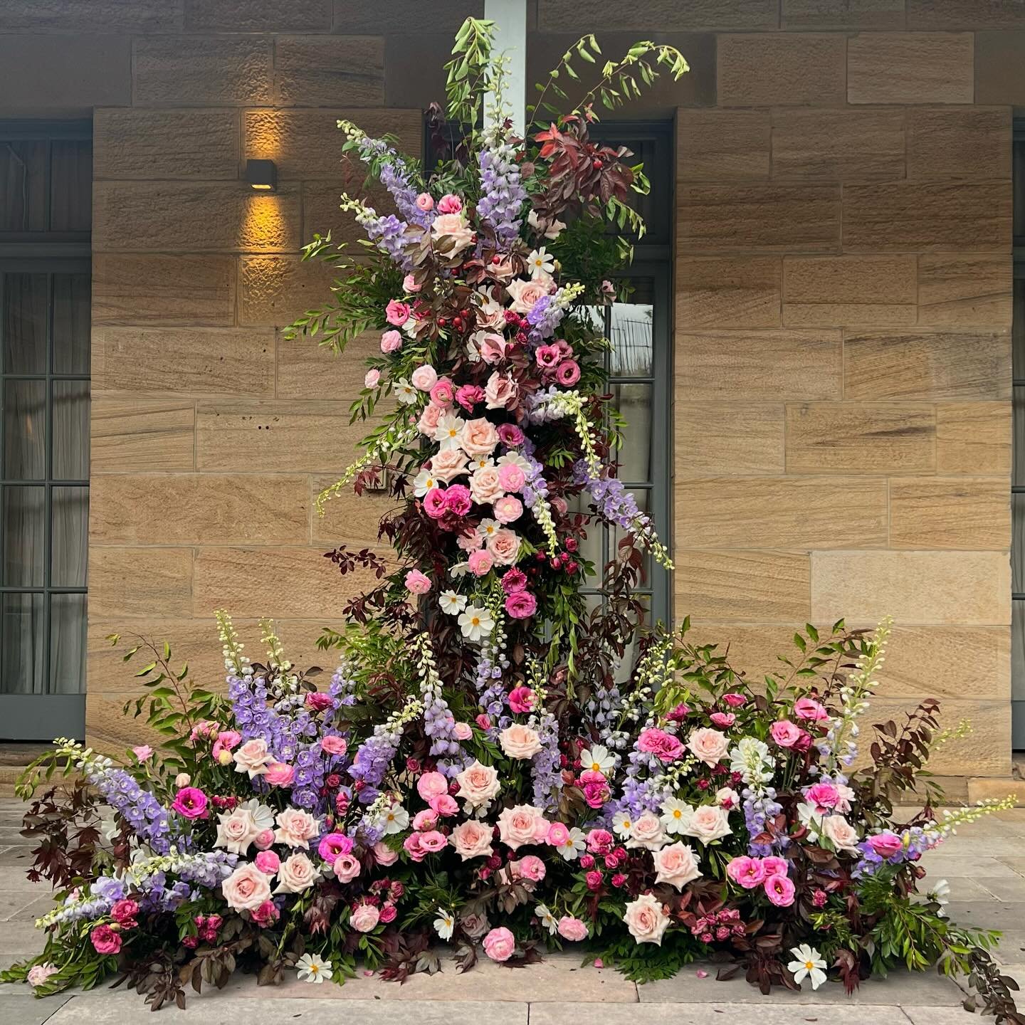 Experience a Gunners Barracks spring wedding 🌸Planning your ceremony here?

Some insights from a seasoned florist: consider that we are sharing the space with a bustling restaurant. When budgeting and choosing your ceremony design remember that acce