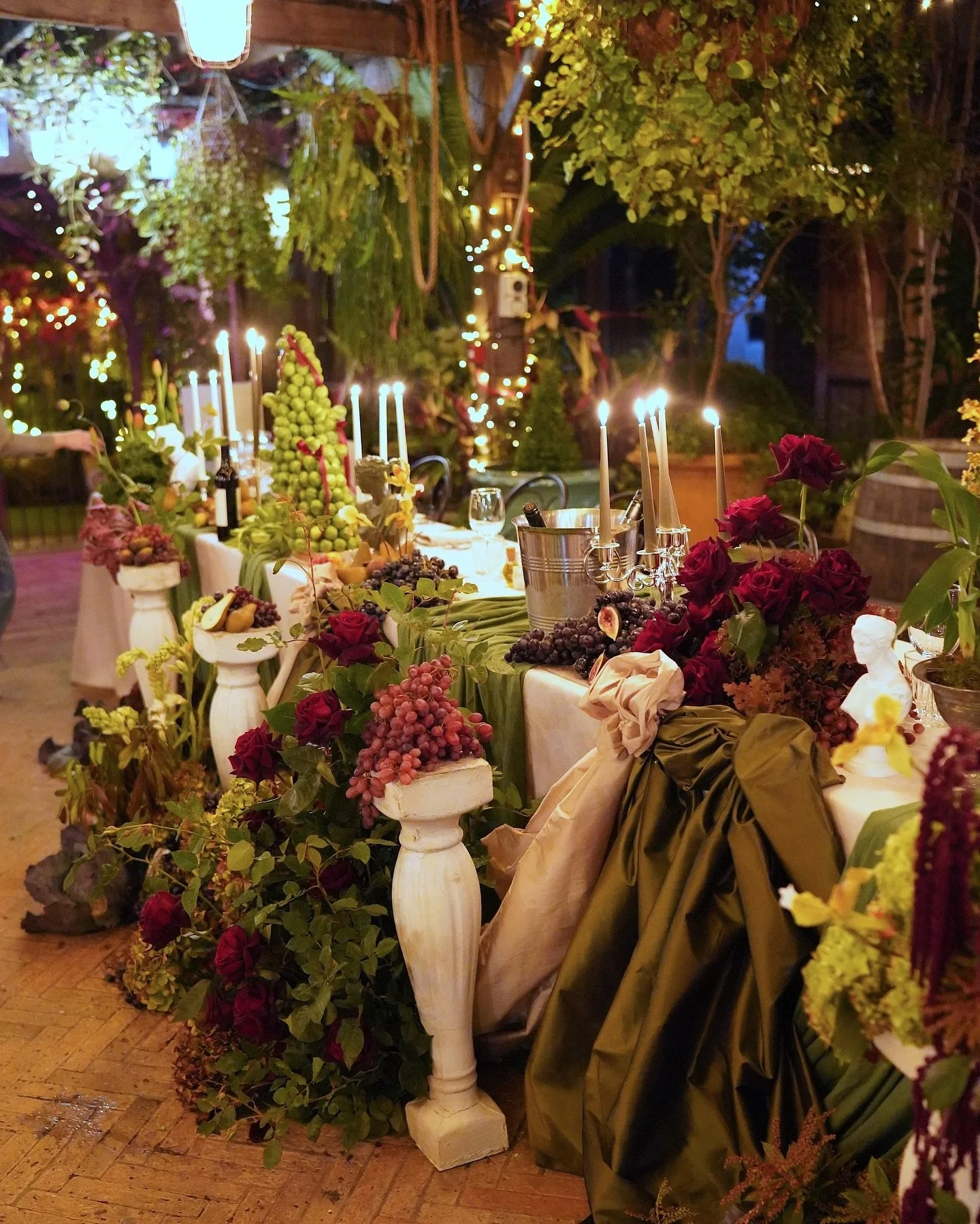 This one deserved its own spot on the grid ✨
For Renae and Adrien&rsquo;s wedding @thegroundsevents we dreamt up a bridal tablescape that felt lush, layered, and deliciously indulgent! 

Deep green and champagne taffeta intertwined with soft forest g
