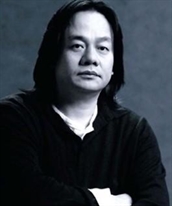 张肇达 国际中国美术家协会副主席; 亚洲时尚联合会主席团主席; 中国服装设计师协会副主席。