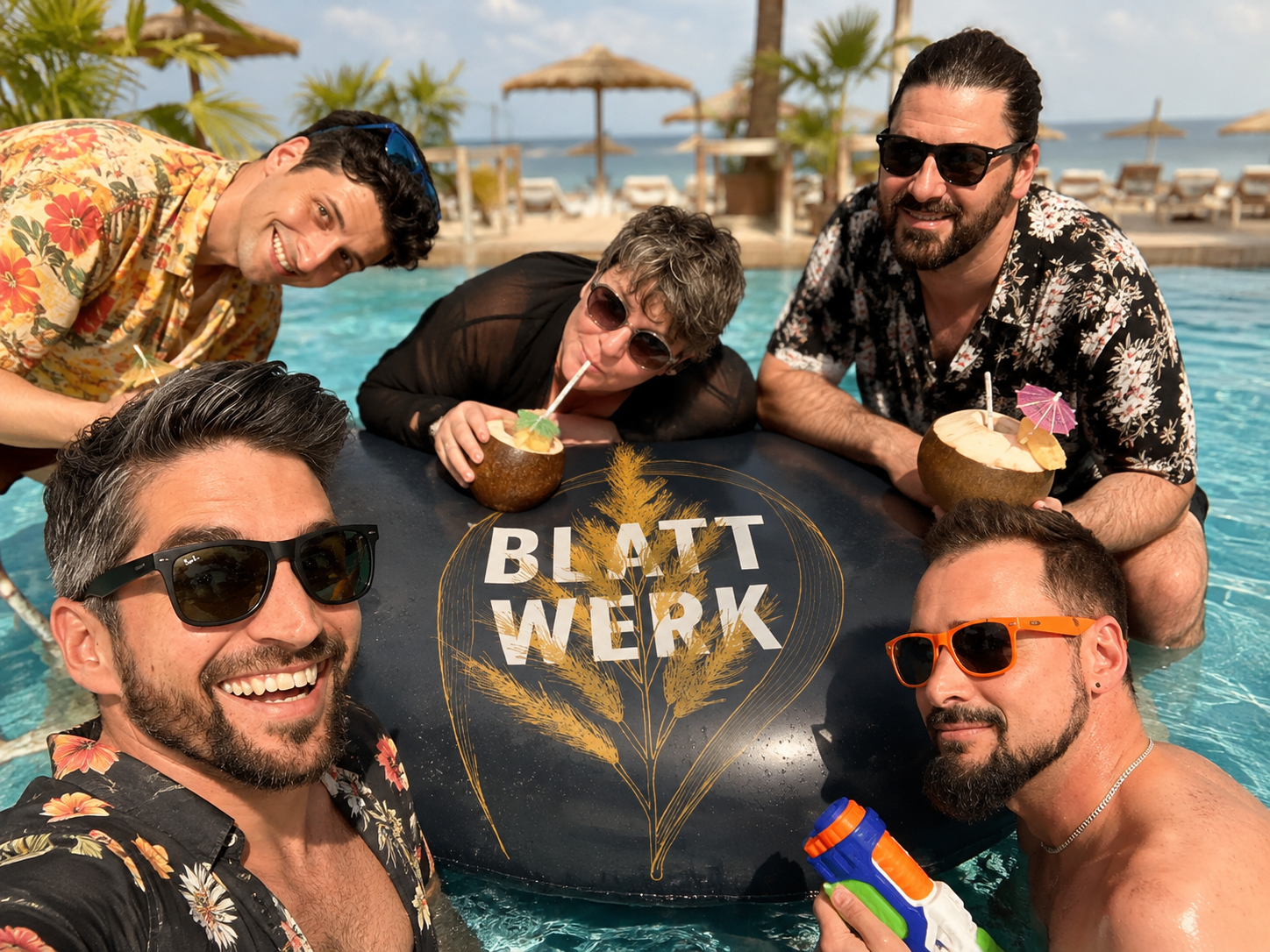 J-2! ☀️🌴 Blattwerk goes open air!
