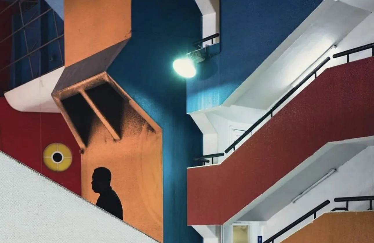 Opening / "Un peu plus qu'une image" 