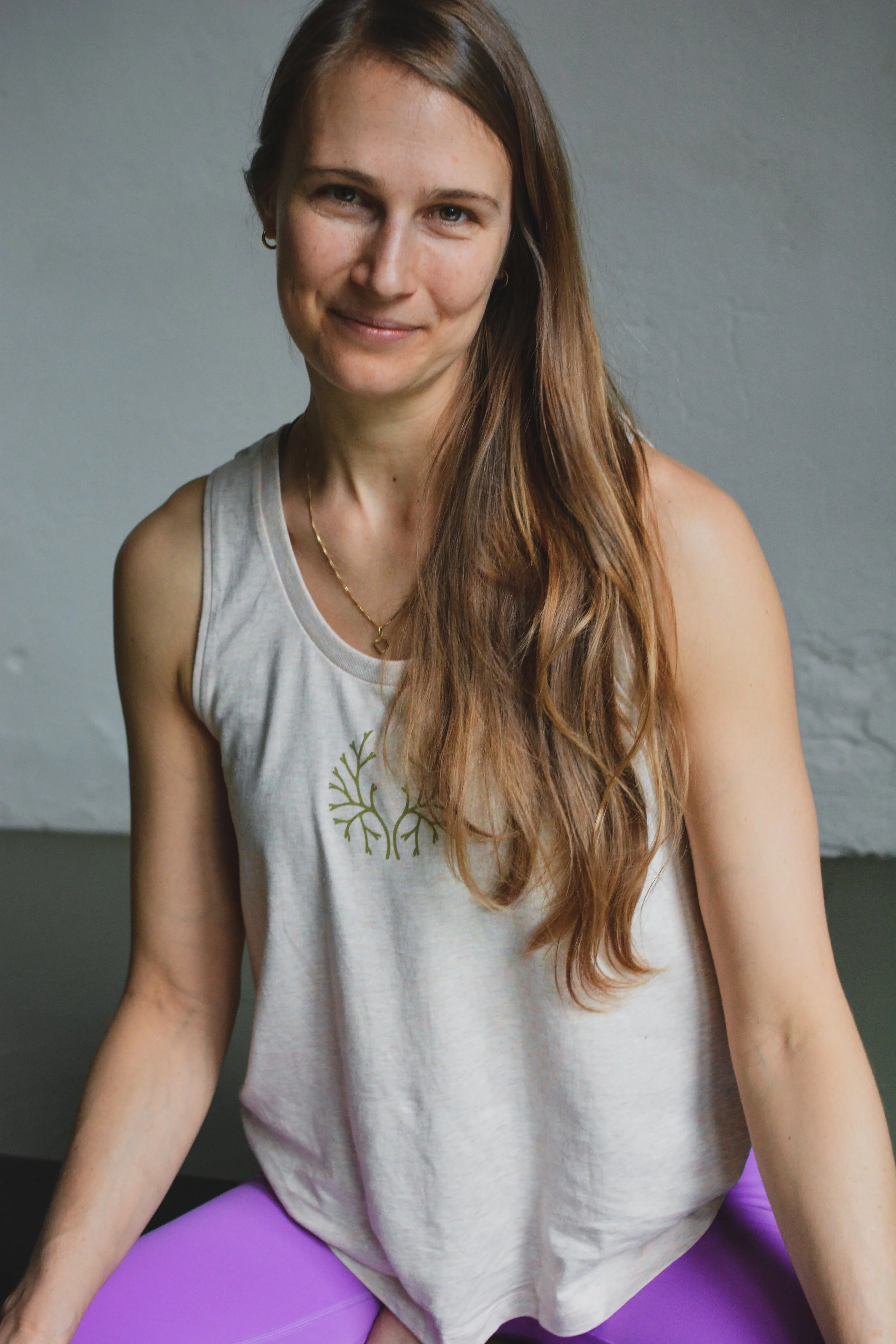 Nele portrait frontface.jpg