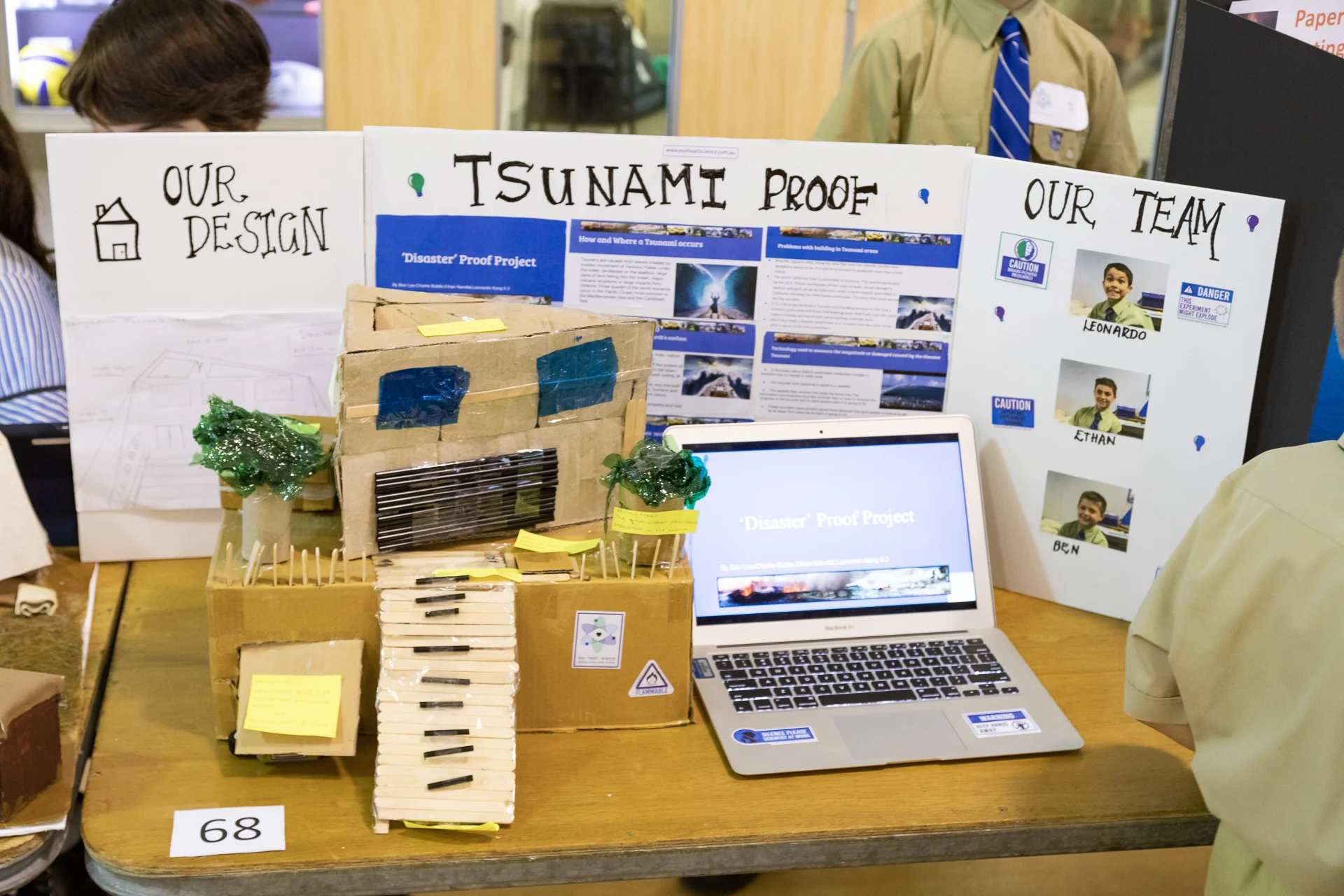 STEM_LNS_WEB-2691.jpg
