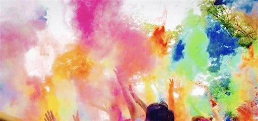 Moore House Completes the Holkham Hall Colour Run for Mind!