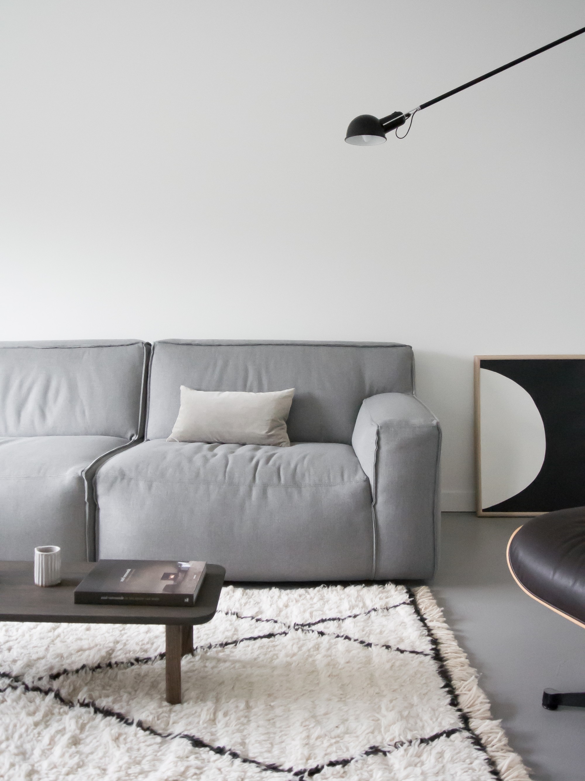 Flos+wall+lamp+at+home+aprilandmay.jpeg
