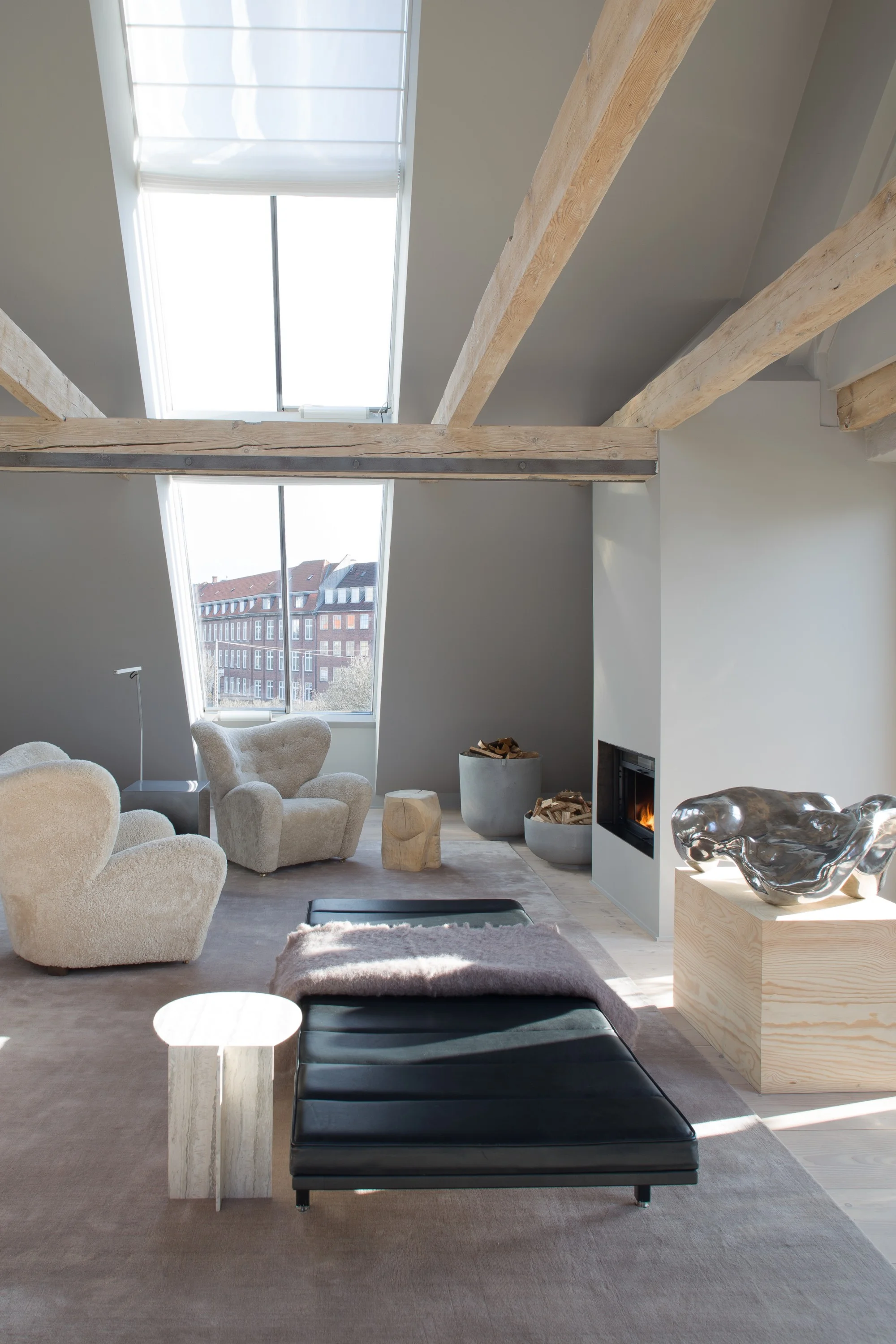 Vipp-Loft-Livingroom-2-e1509627872324.jpg