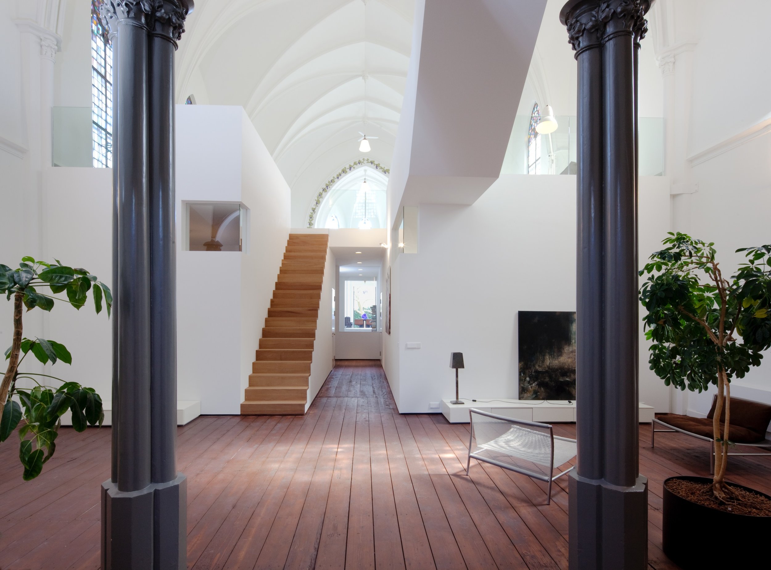 schakelaar bespotten doneren Living in a church - inspired by bulthaup — april and may