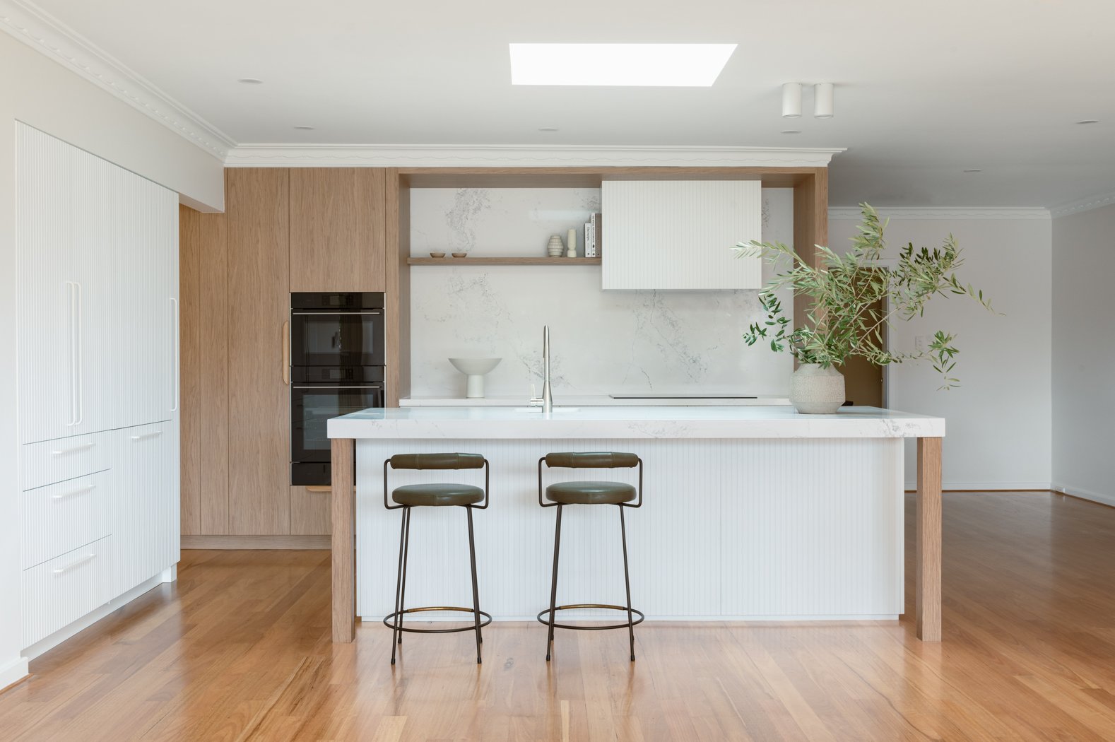 SILQInteriorsMay221337-Edit.jpg