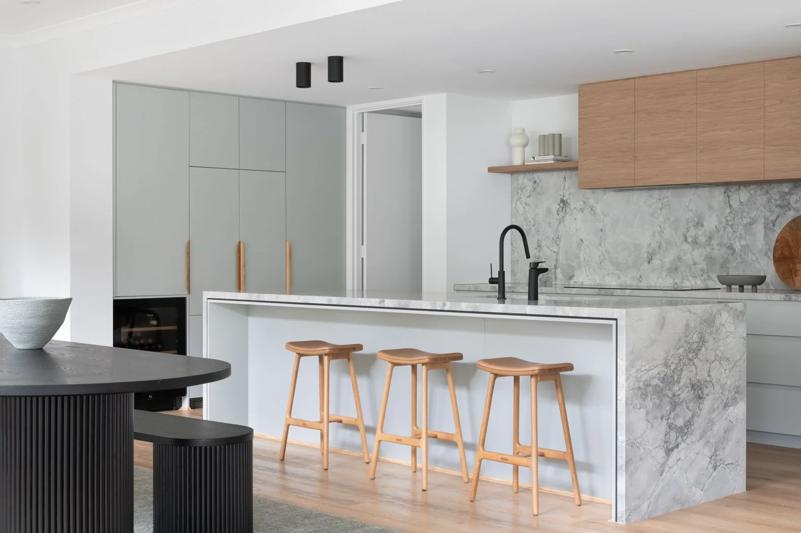 SIBAInteriorsApr221202-Edit.jpg