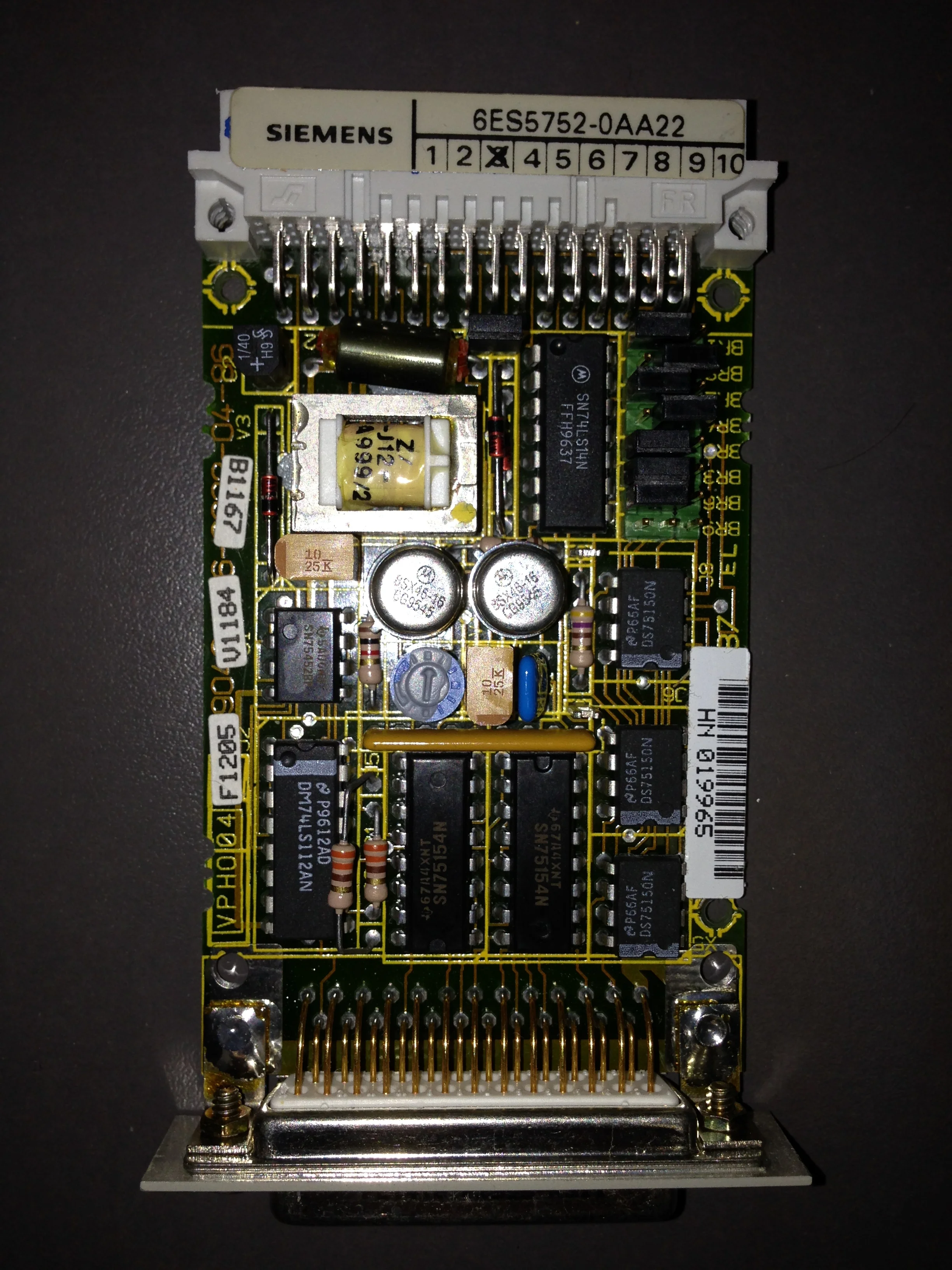 Siemens	S5-155U	6ES5 752 0AA22