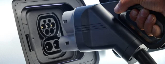 Auto-elettriche-e-batterie-al-litio.jpg