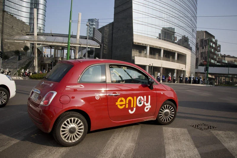 Car sharing a Milano. AGF