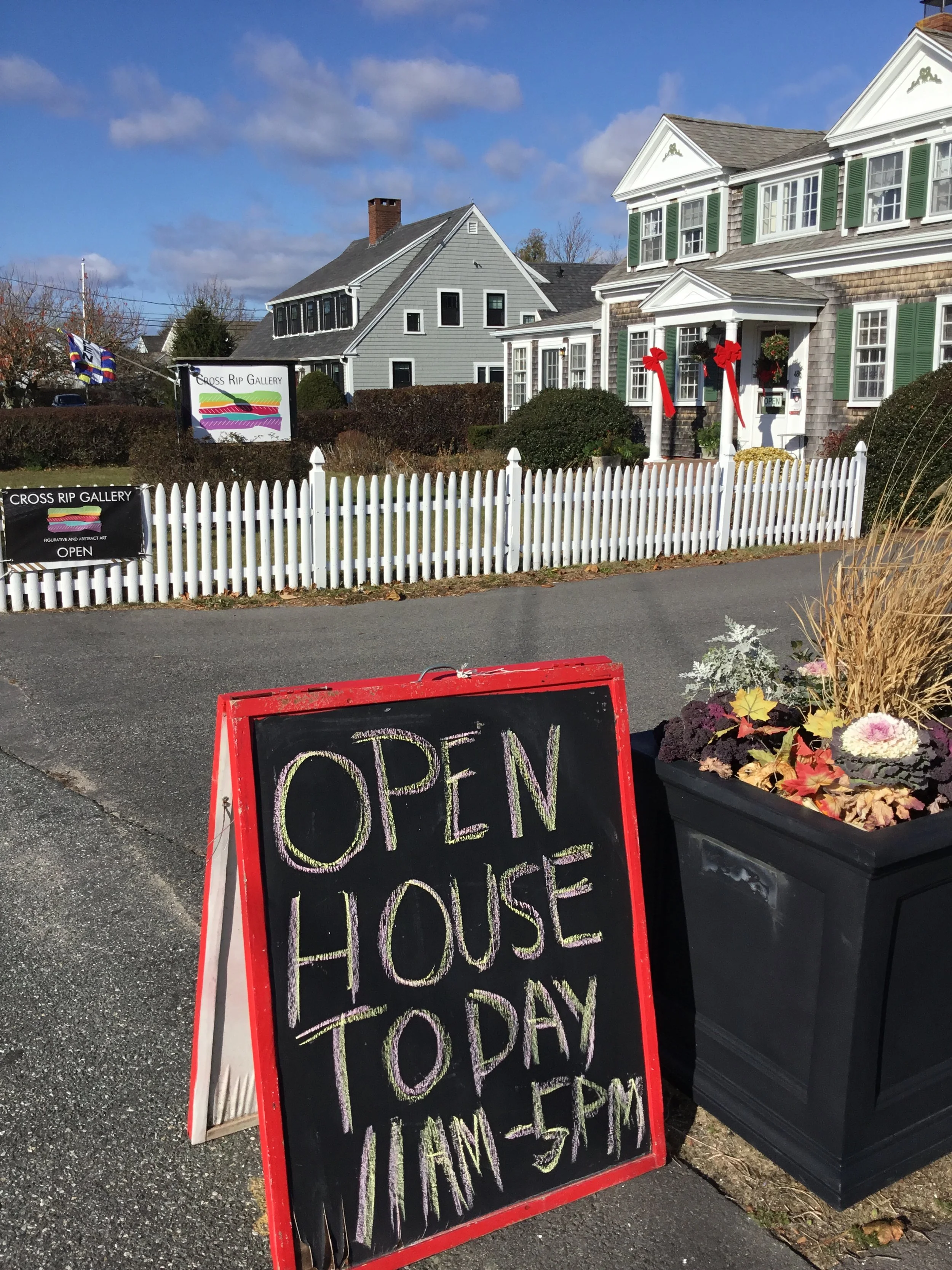 Open House:  ''IT'S A WRAP"  Small Works &amp; More, end-of-season exhibit