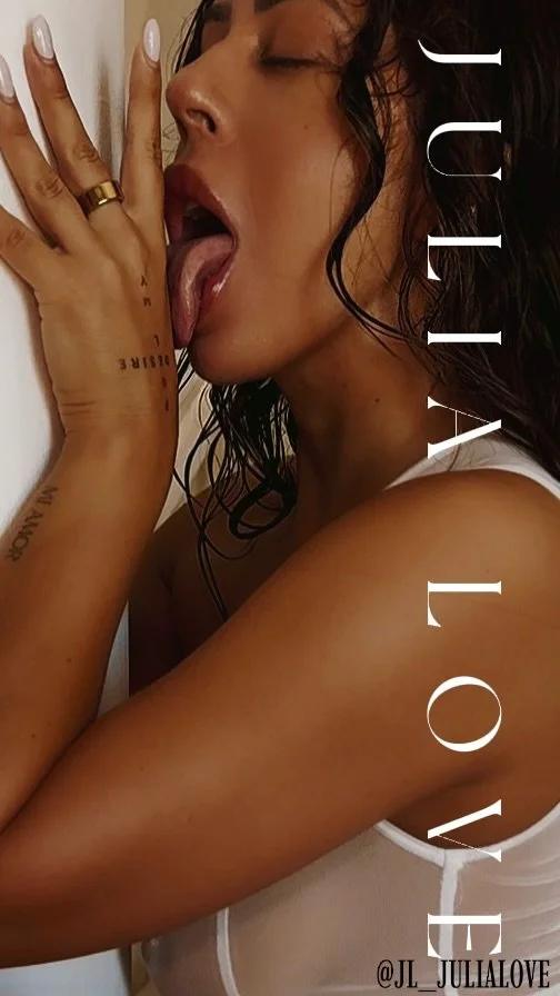 JULIA LOVE 5a.jpg