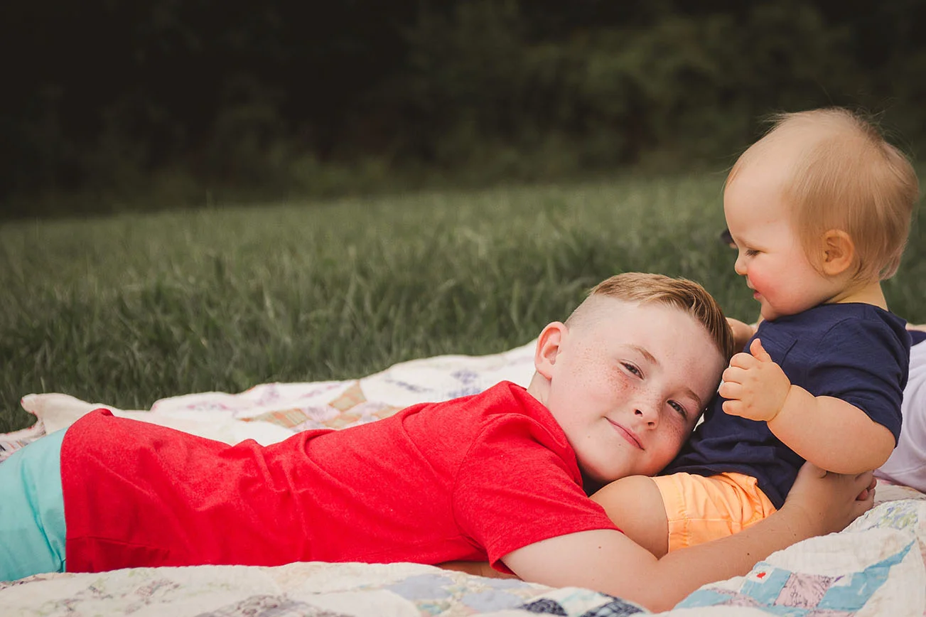 WEB Outdoor Brothers-2.jpg