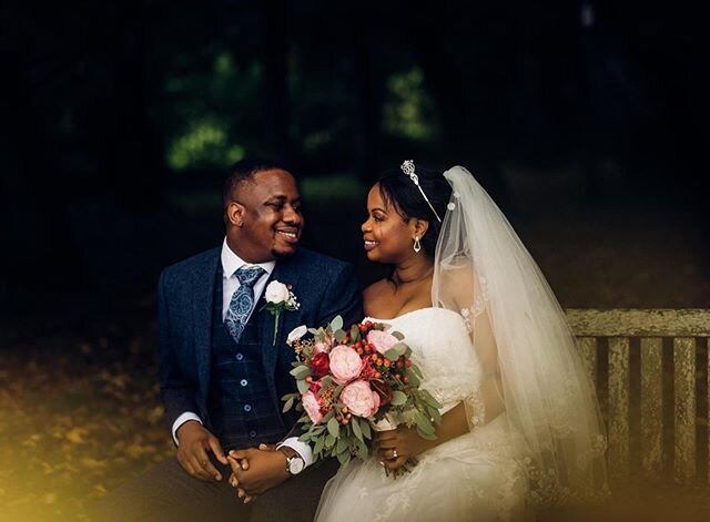 #tbt this week is dedicated to this beautiful duo, married at Cripps Barn, October 2017 😍.
.
📸 @tanlijoyphotography .
.
.
.
.
📍 @crippsbarn .
.
.
.
.
.
.
#wedding #engaged #venue #weddingvenue #barnvenue #barn #barnwedding #crippsbarn #tithebarn #