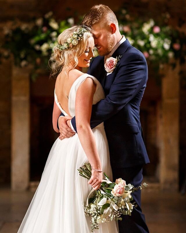 #tbt to Katie &amp; Dave&rsquo;s Healey wedding in June 2018! The team still remember how fun the day was to be a part of. Brilliant couple and awesome guests!
.
📸 @shanewebberphotography .
.
.
📍 @healeybarn .
.
.
.
.
.
.
#wedding #engaged #venue #