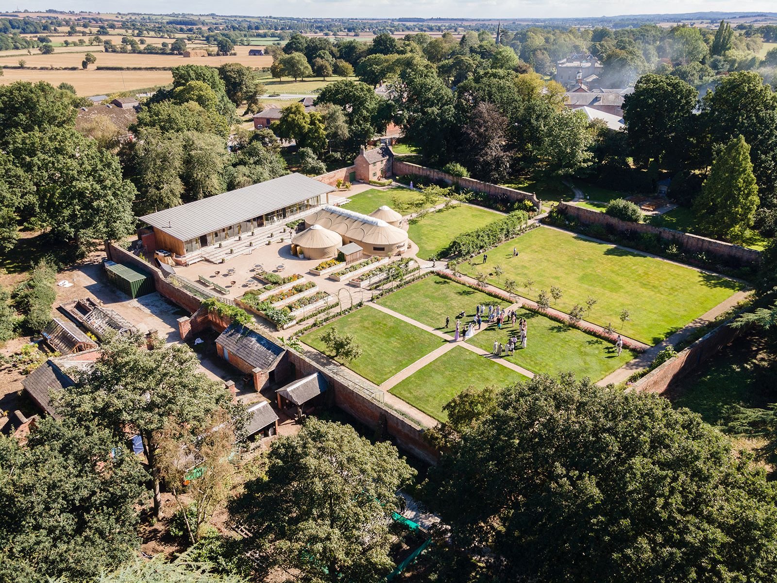 Thorpe Garden Wedding Venues Staffordshire — Cripps & Co Weddings