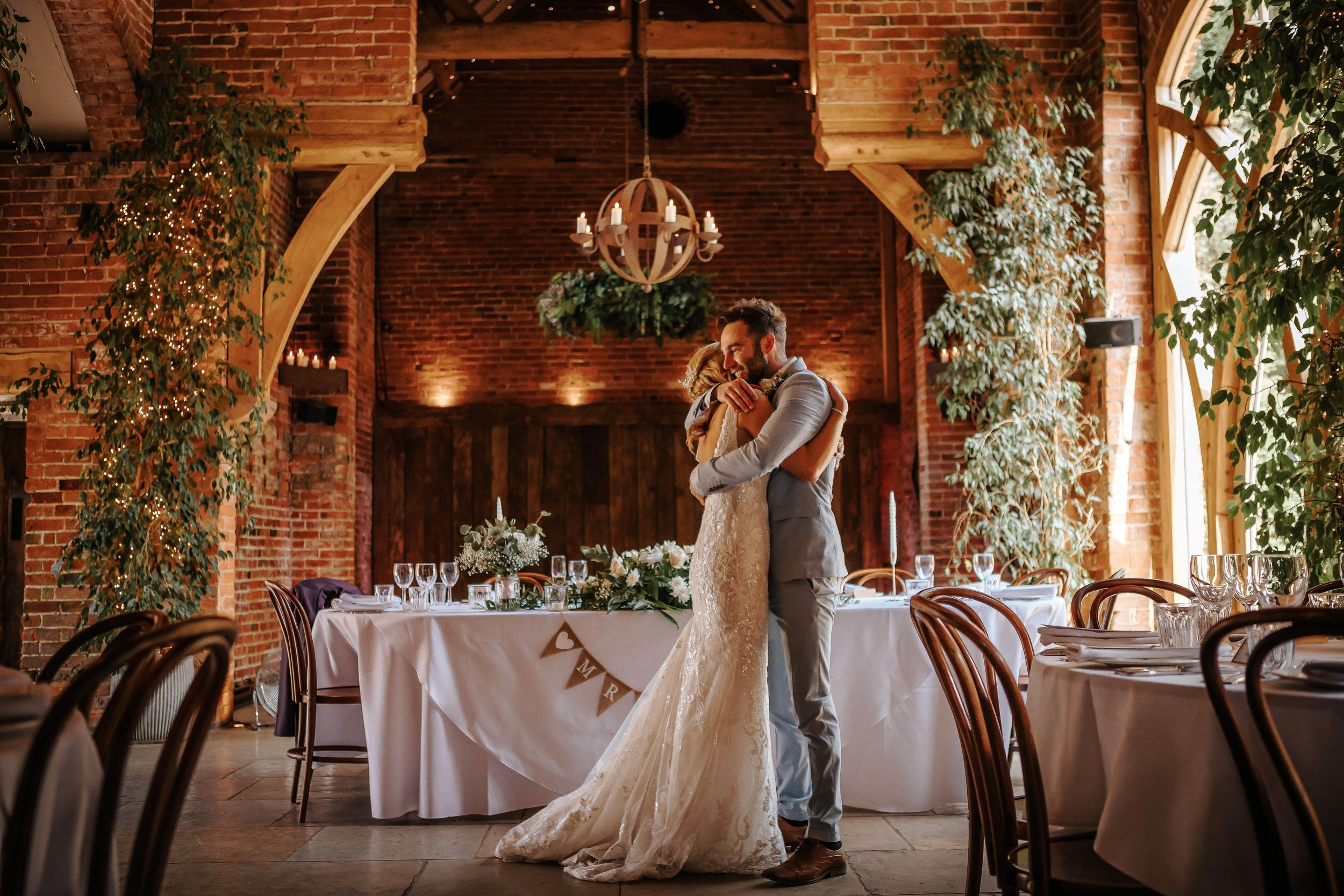 SHustoke. - UR Rosa Photography - 11.6.23 - Jeremy & Ines Ines and Jeremy Wedding Photography in Shustoke Barn_-88-min.jpg