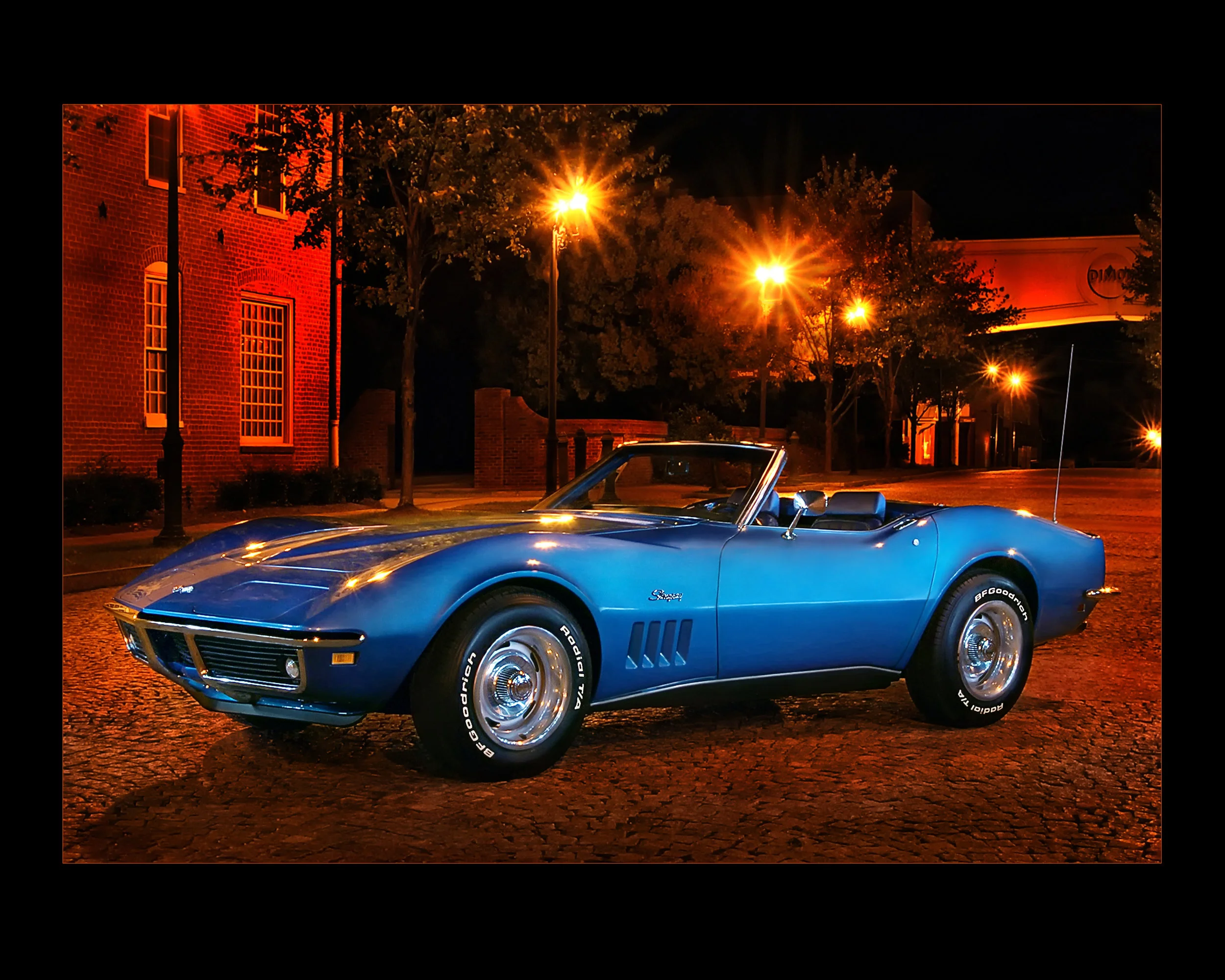 Vette new Black.jpg