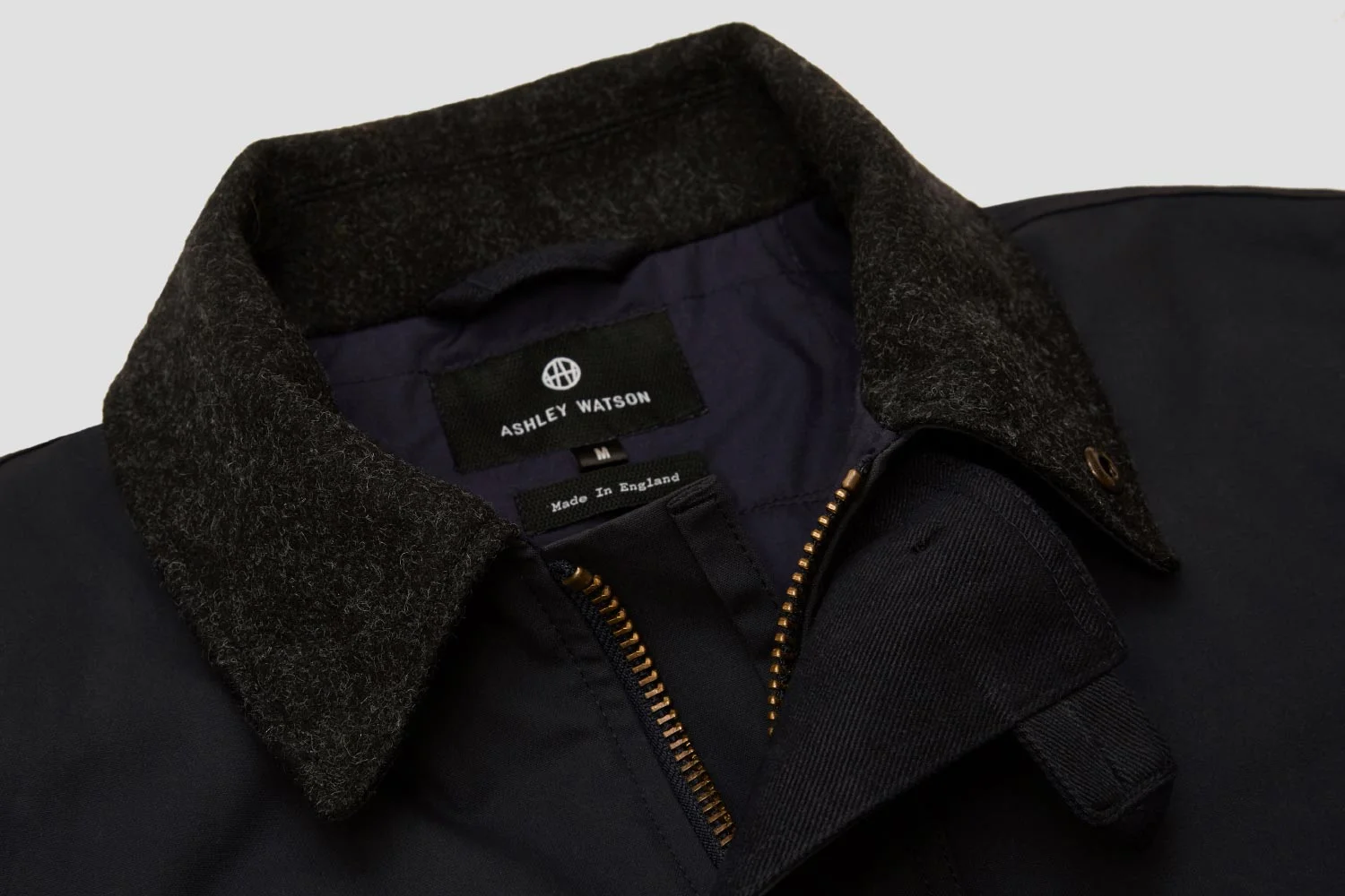 Melton wool collar for colder days.