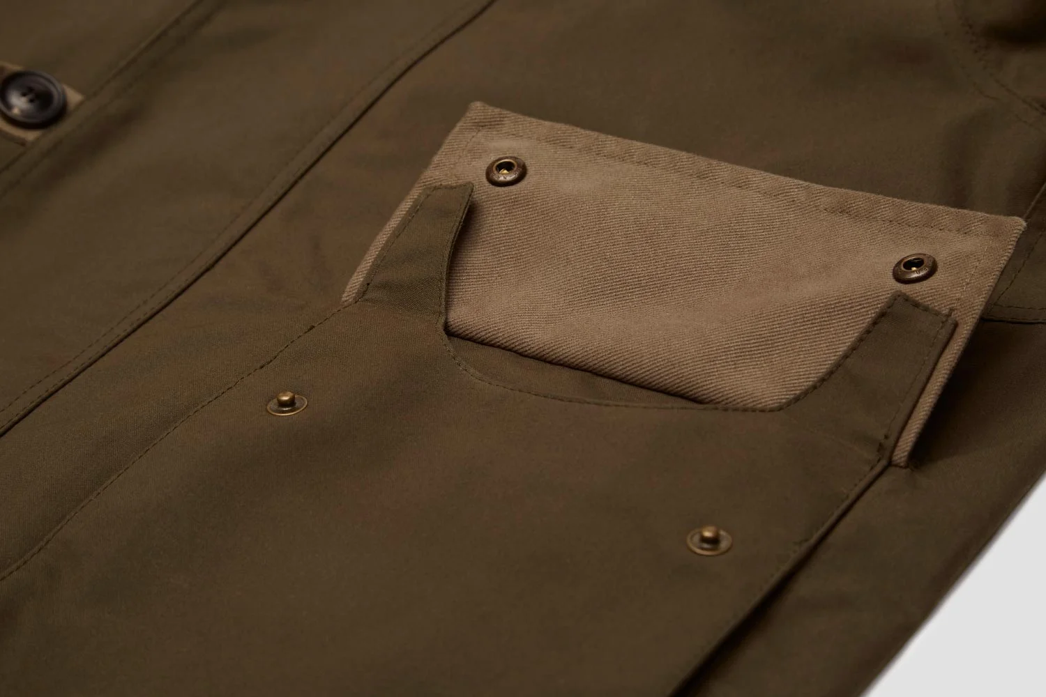 ashley-watson_eversholt_jacket_olive_pocket-guards.jpg