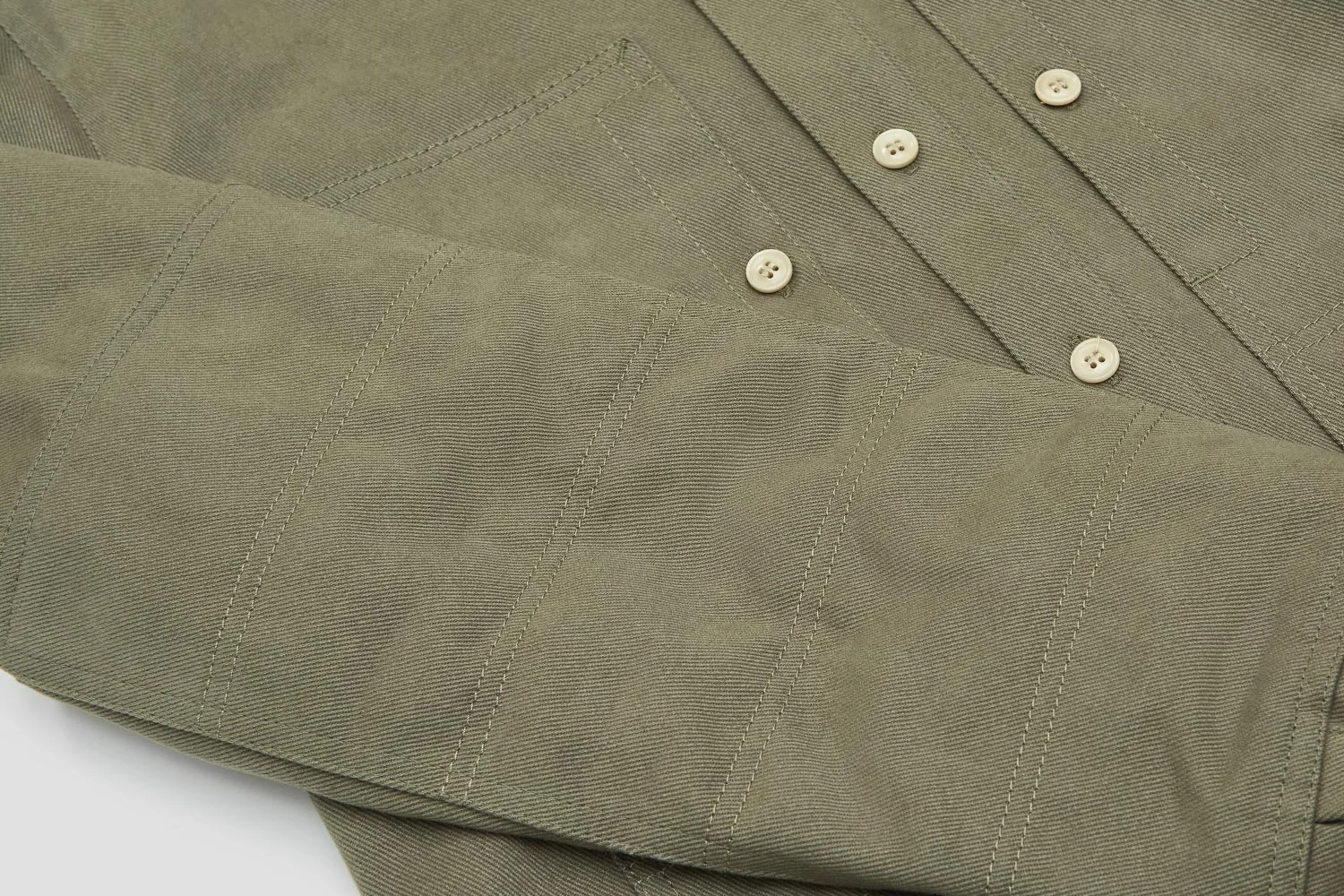 ashley-watson_hockliffe-overshirt_olive_detail_dyneema-panel.jpg