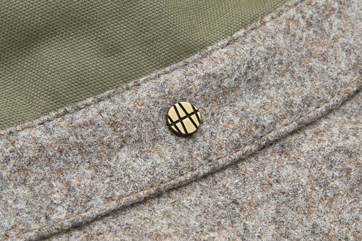ashley-watson_product_hockliffe-overshirt_stone_detail_aw-monogram.jpg